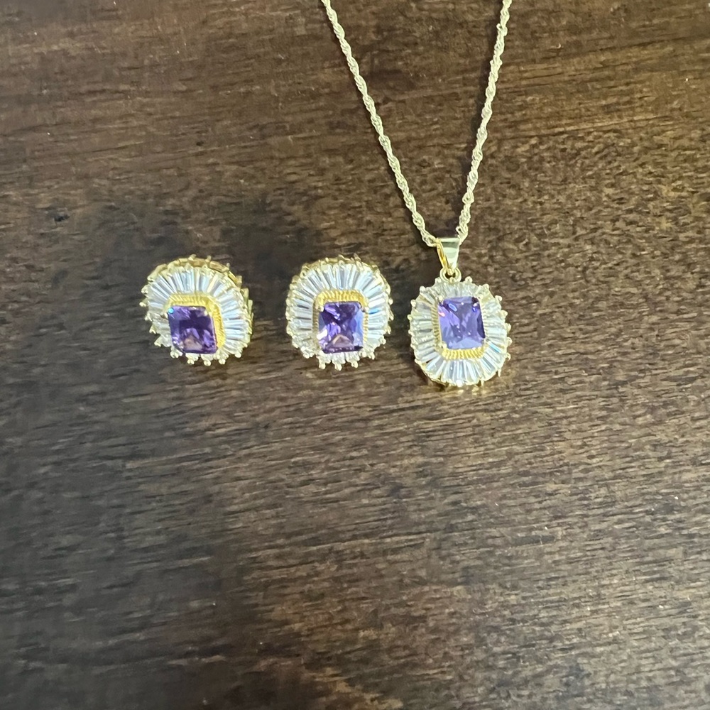18k Gold -pl Radiant 7.86ct Amethyst Jewlery Set